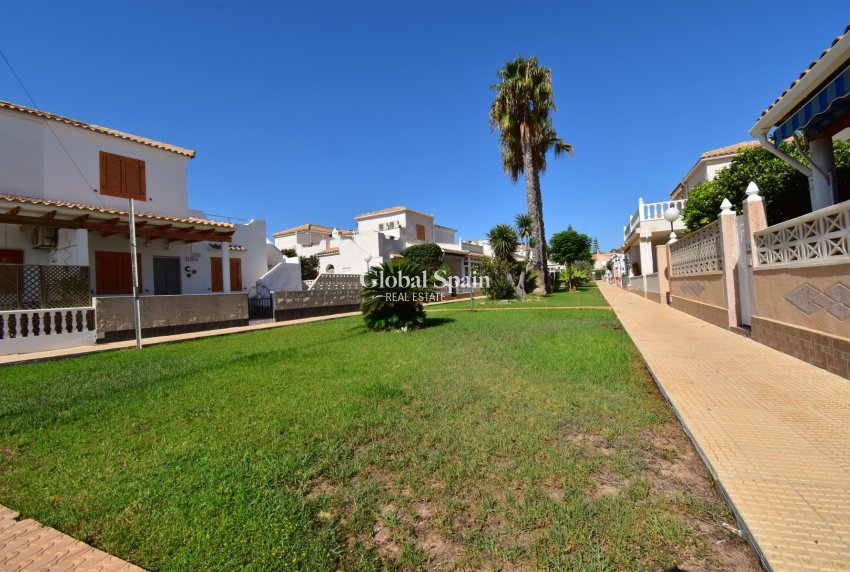 Venta - CASA -
ORIHUELA COSTA - Playa Flamenca