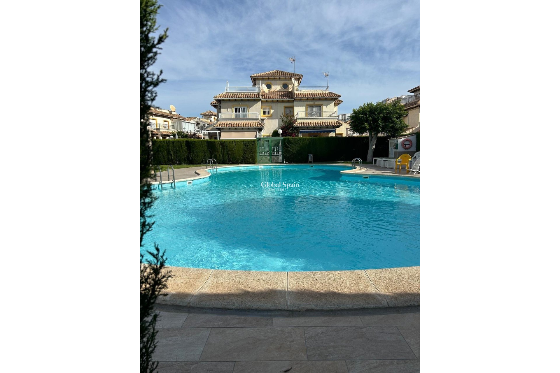 Venta - CASA -
ORIHUELA COSTA - Punta Prima