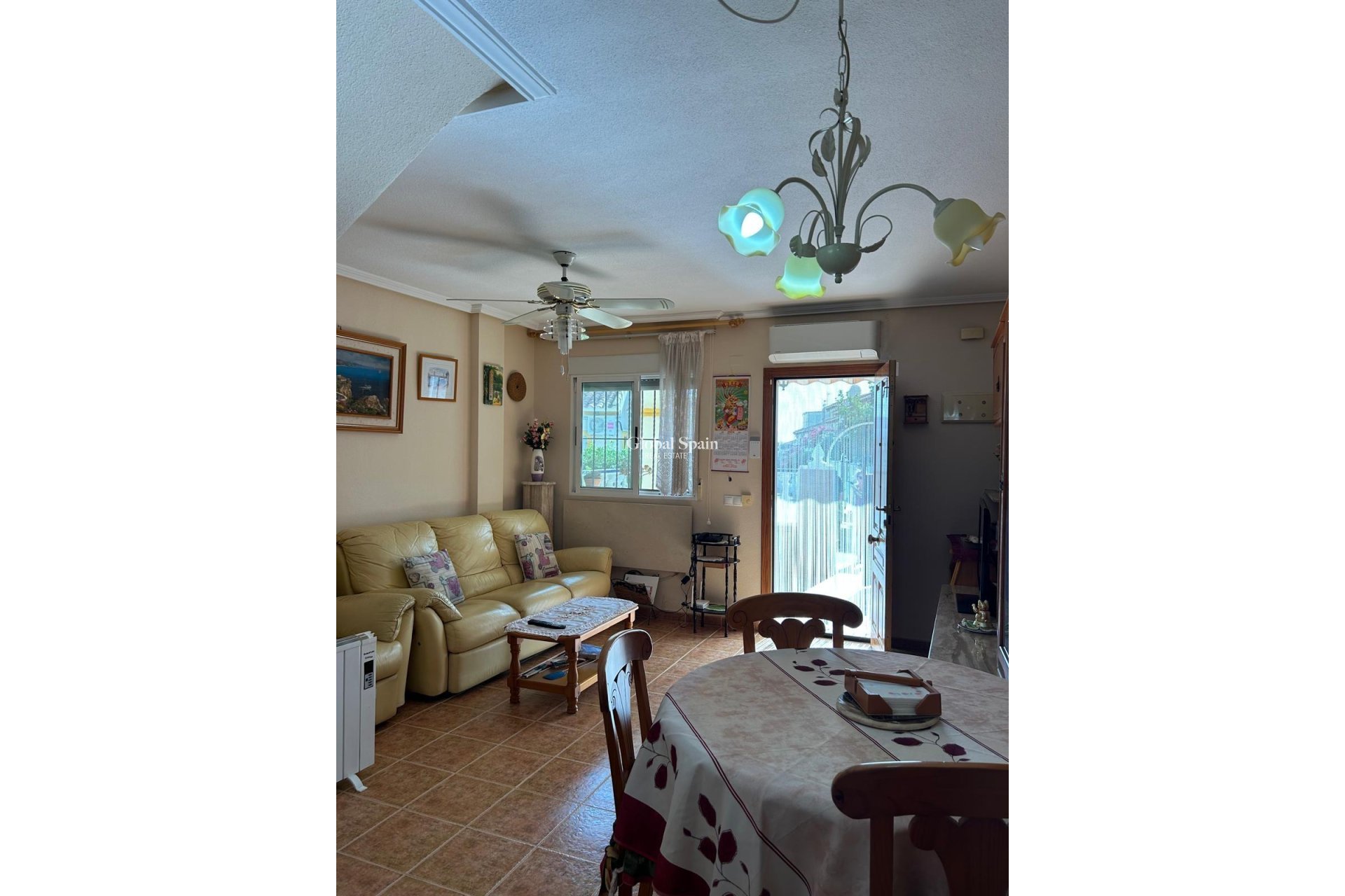 Venta - CASA -
ORIHUELA COSTA - Punta Prima