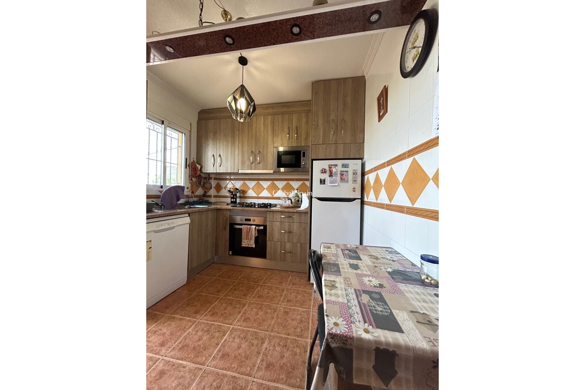 Venta - CASA -
ORIHUELA COSTA - Punta Prima