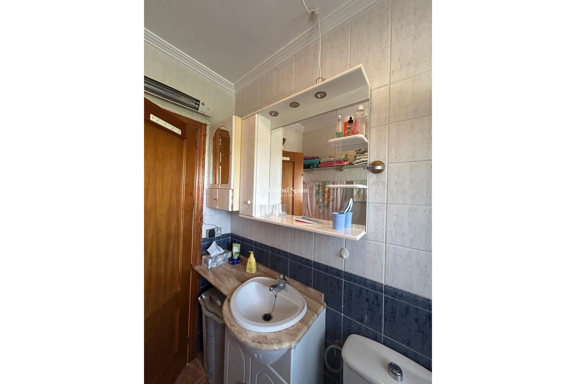 Venta - CASA -
ORIHUELA COSTA - Punta Prima