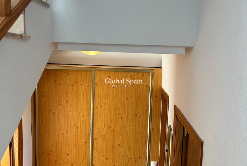 Venta - CASA -
ORIHUELA COSTA - Punta Prima