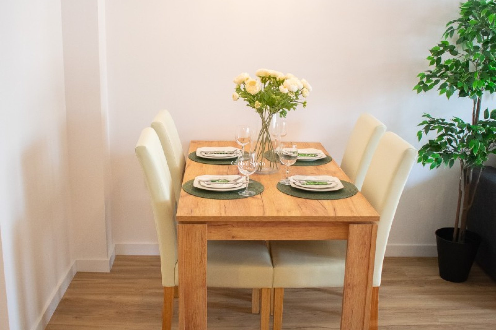 Venta - CASA -
ORIHUELA COSTA - Punta Prima