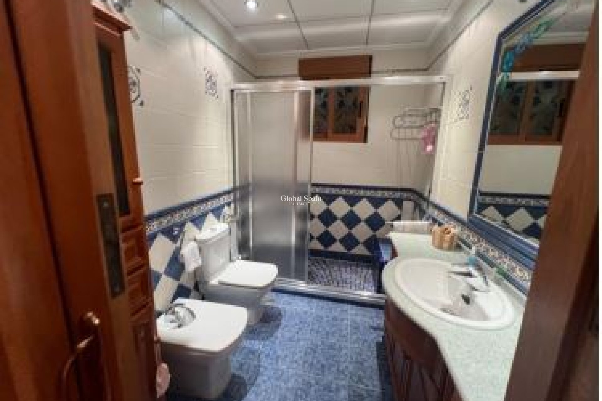 Venta - CASA -
ORIHUELA COSTA - Punta Prima