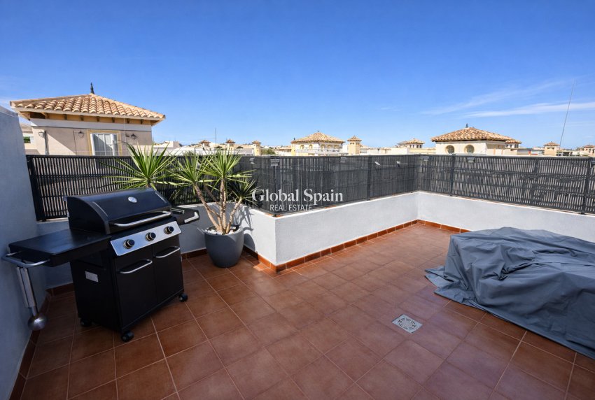Venta - CASA -
ORIHUELA COSTA - Villa's San Jose IV