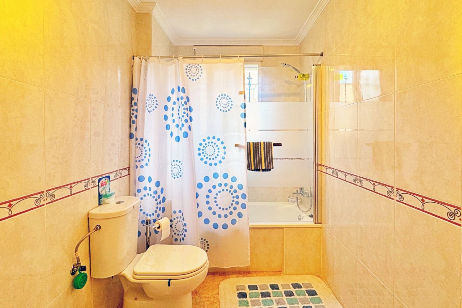 Venta - Casa -
ORIHUELA COSTA - VILLAMARTÍN