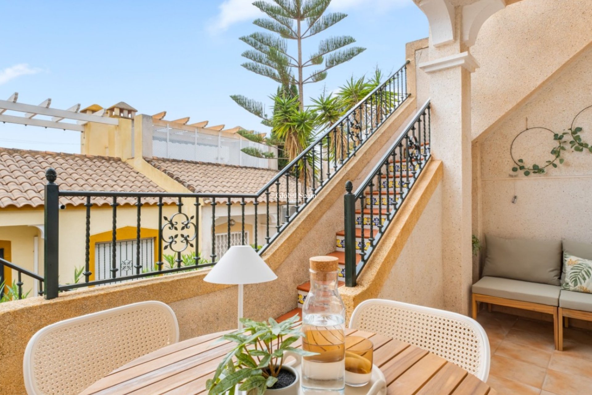 Venta - Casa -
ORIHUELA COSTA - VILLAMARTÍN
