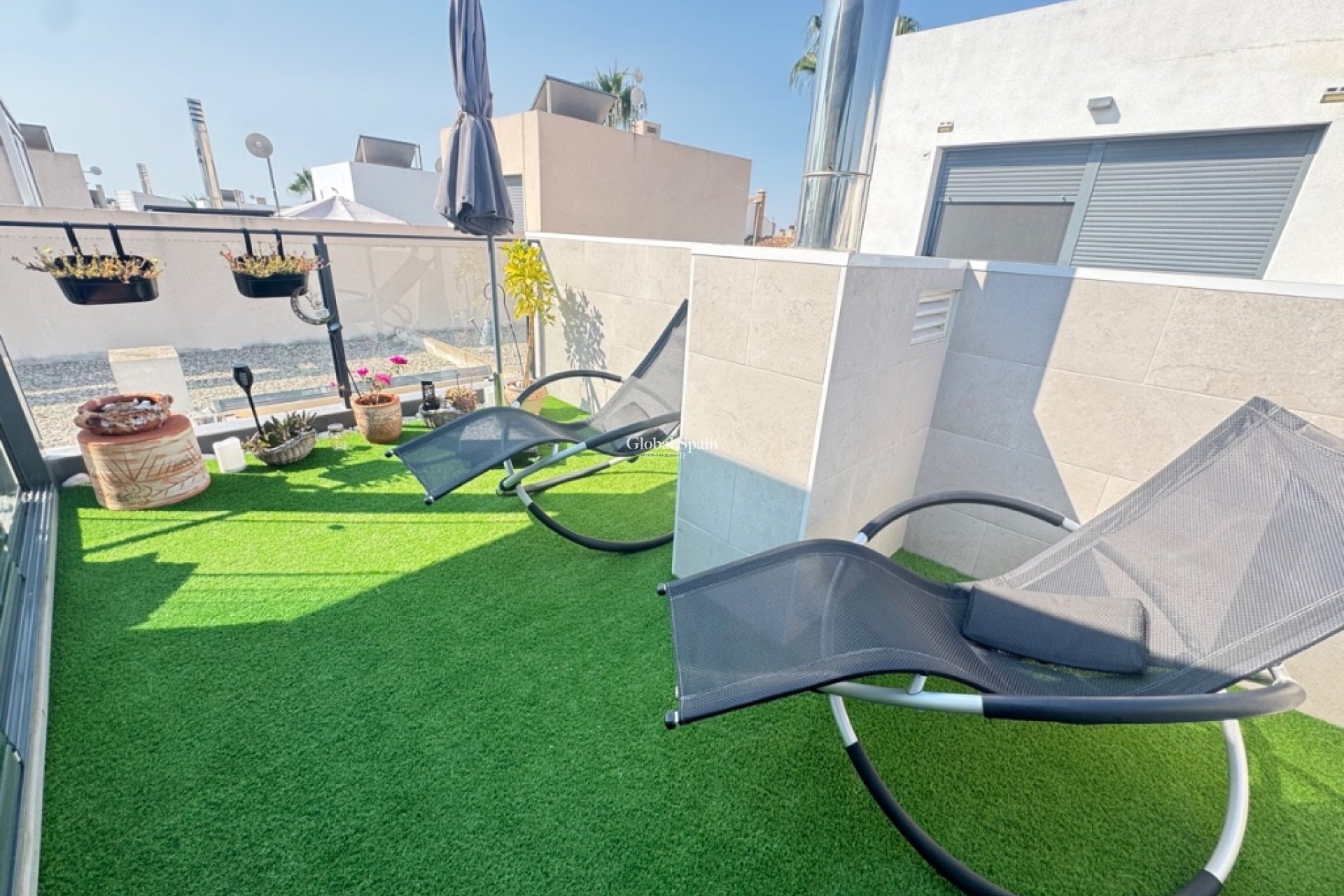 Venta - Casa -
ORIHUELA COSTA - VILLAMARTÍN