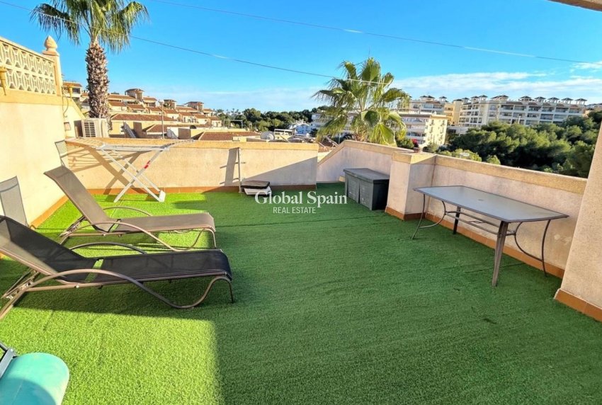 Venta - CASA -
ORIHUELA COSTA - VILLAMARTÍN