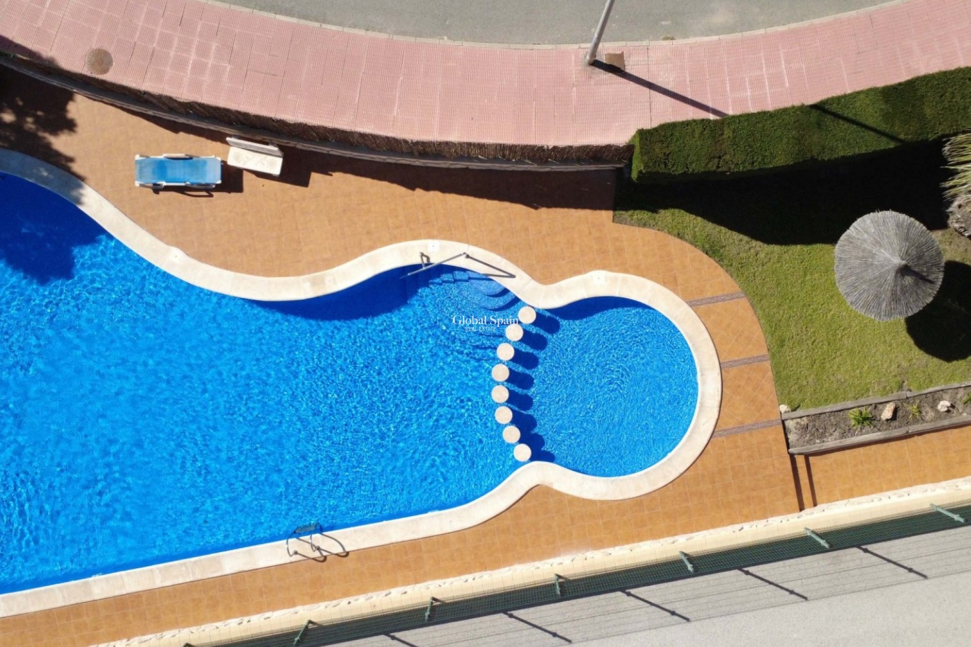 Venta - CASA -
ORIHUELA COSTA - VILLAMARTÍN