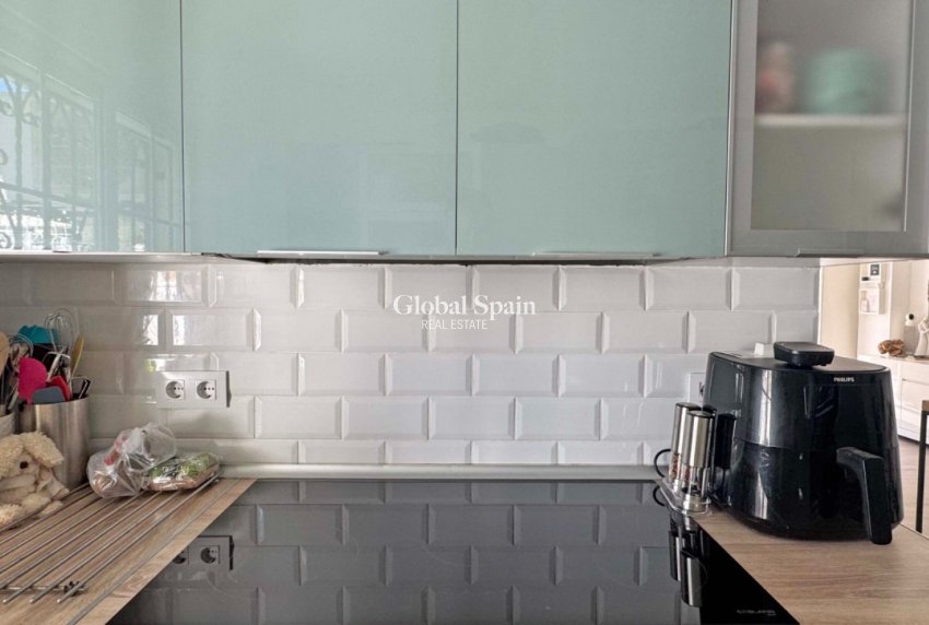 Venta - CASA -
ORIHUELA COSTA - VILLAMARTÍN