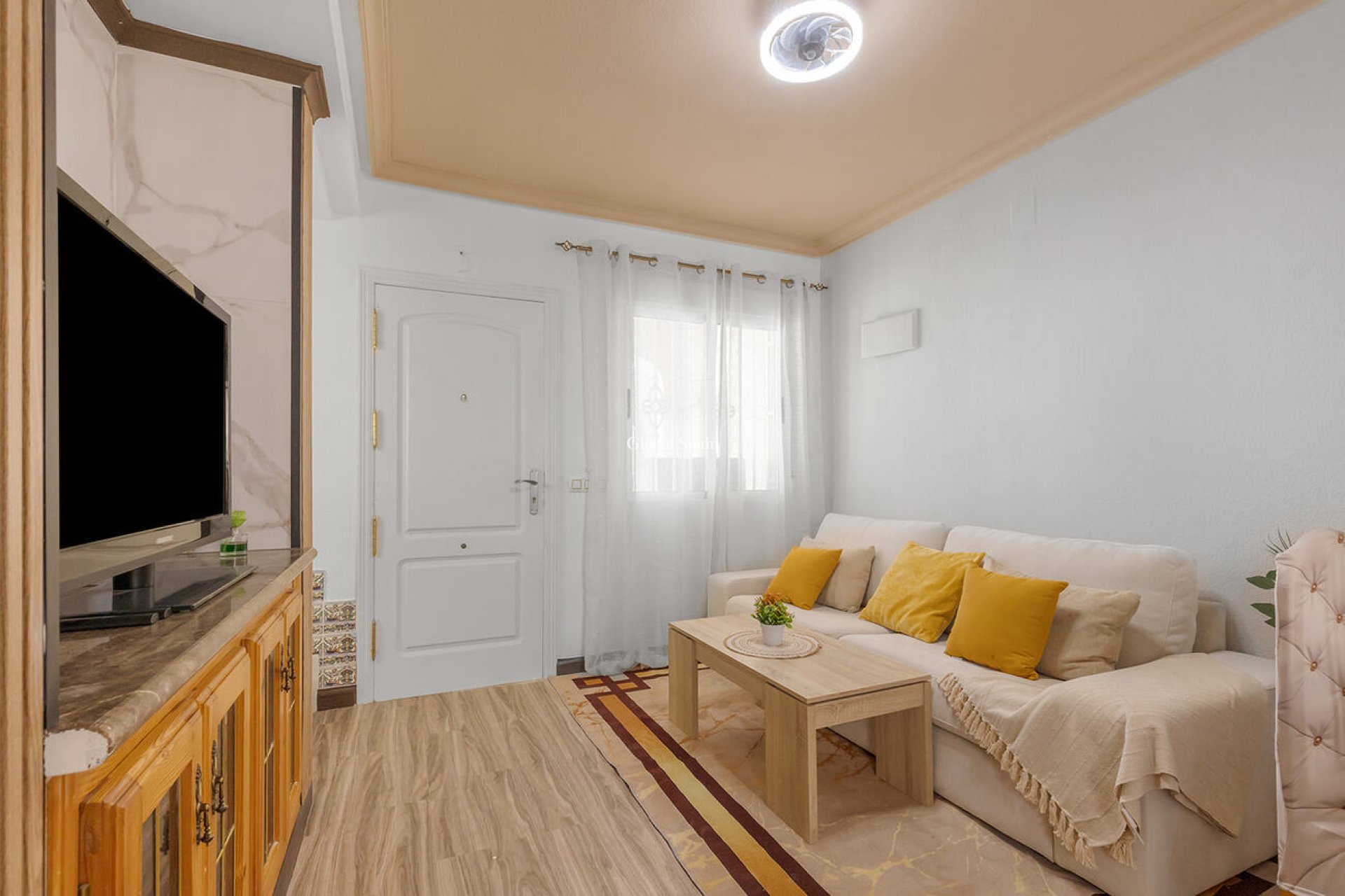 Venta - CASA -
ORIHUELA COSTA - VILLAMARTÍN