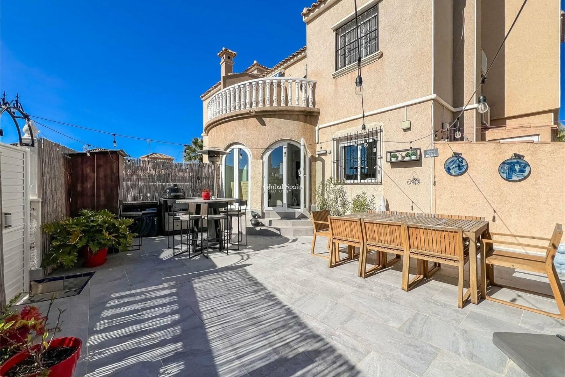 Venta - CASA -
ORIHUELA COSTA - VILLAMARTÍN
