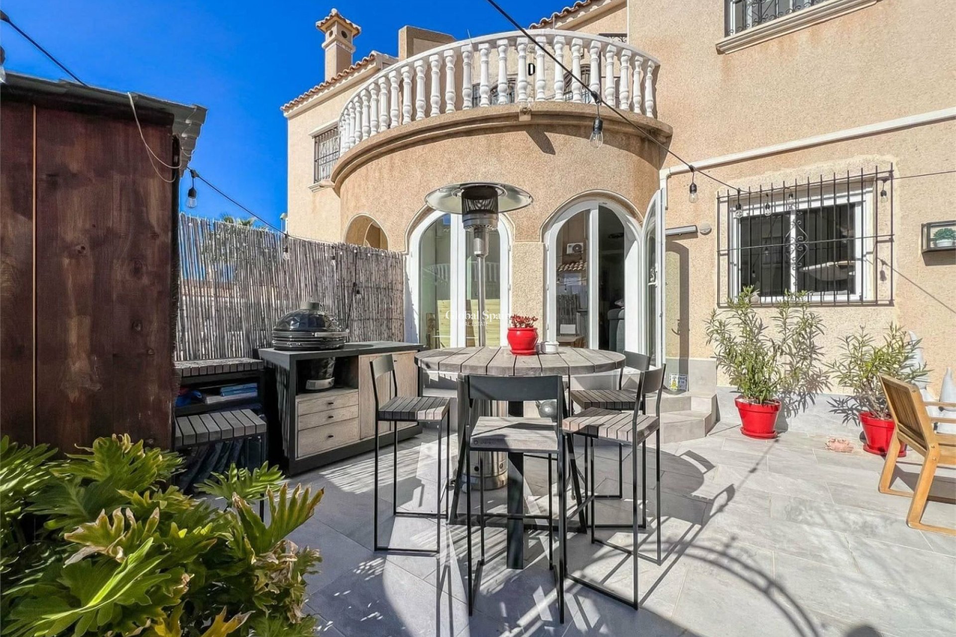 Venta - CASA -
ORIHUELA COSTA - VILLAMARTÍN