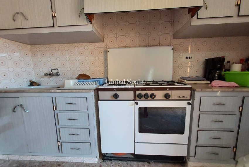 Venta - CASA -
ORIHUELA - Desamparados