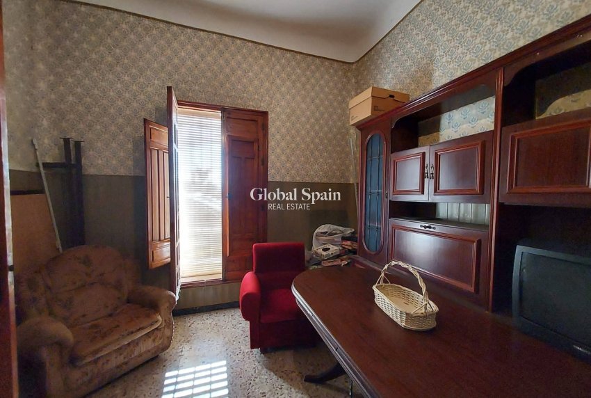 Venta - CASA -
ORIHUELA - Desamparados