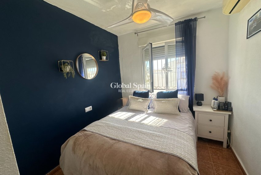 Venta - CASA -
ORIHUELA - Entre Naranjos