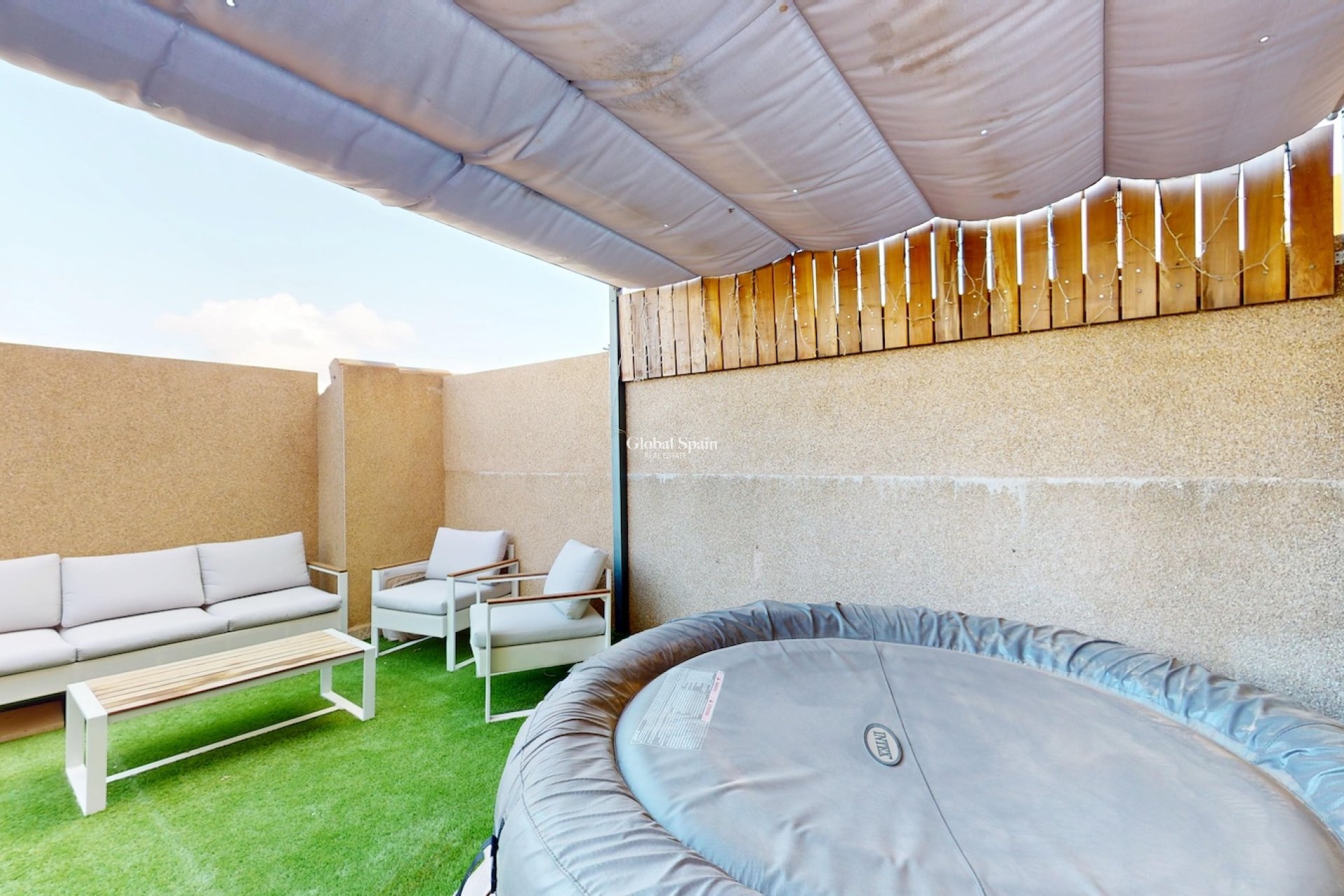 Venta - CASA -
ORIHUELA - Inland