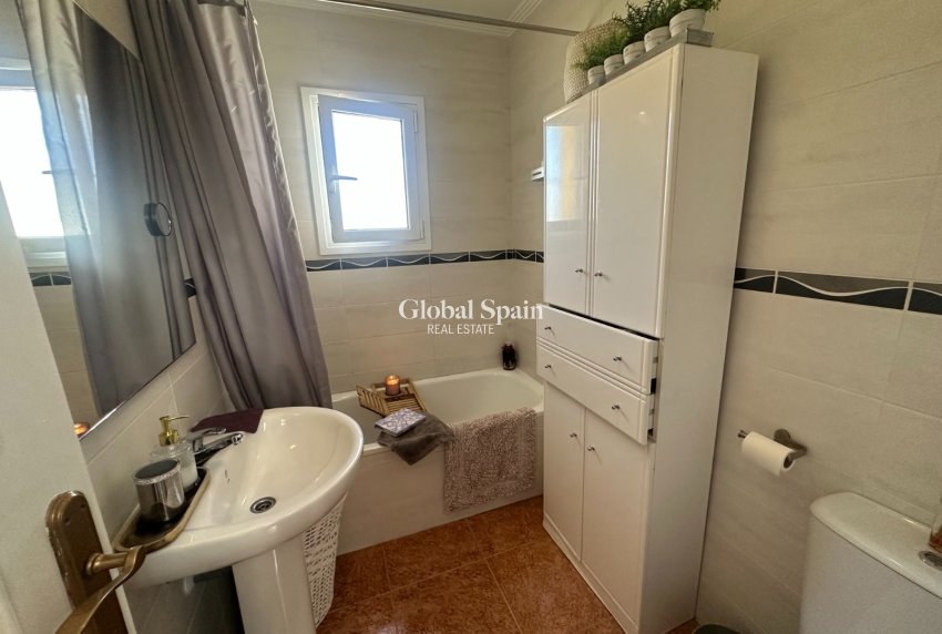 Venta - CASA -
ORIHUELA - Inland