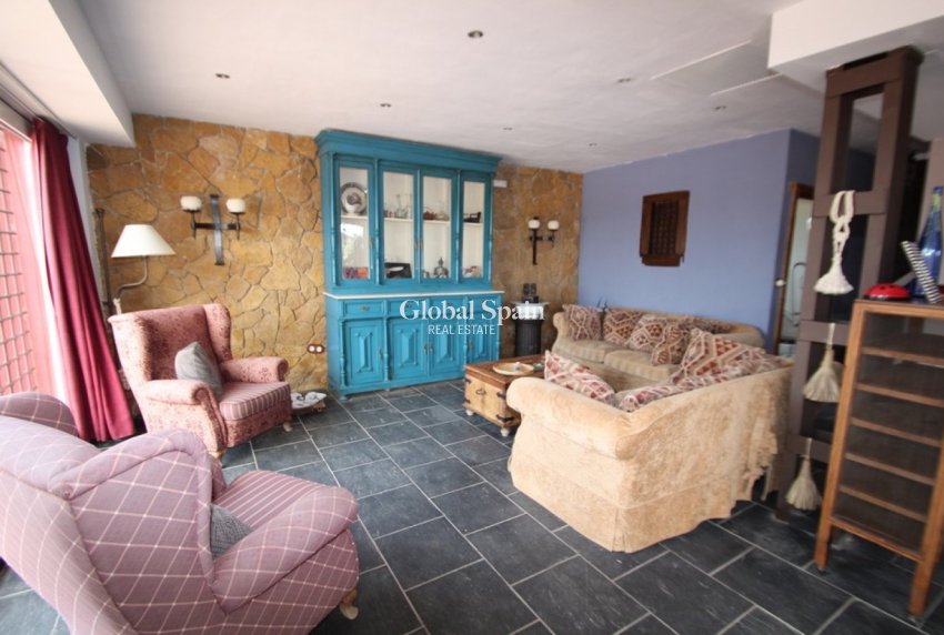 Venta - CASA -
ORIHUELA - Inland