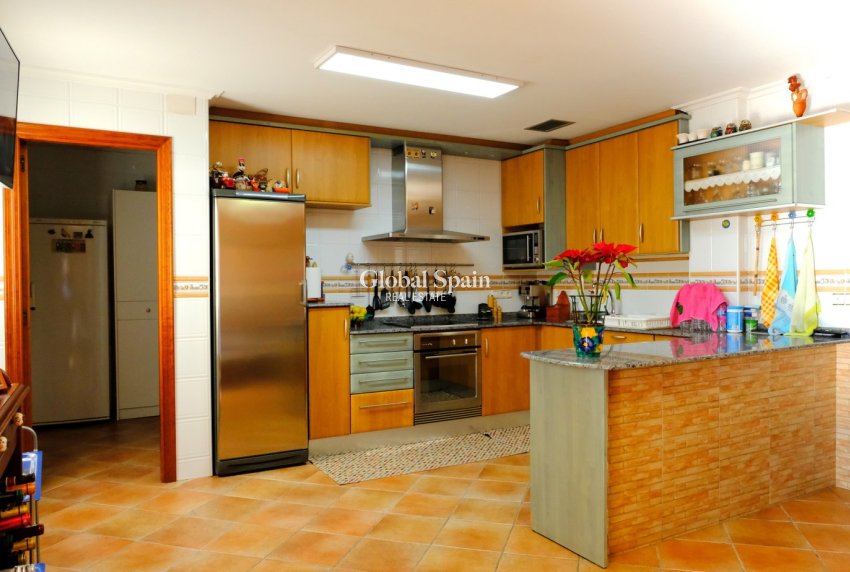 Venta - CASA -
ORIHUELA - Inland