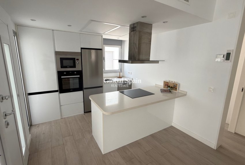 Venta - CASA -
ORIHUELA - Inland