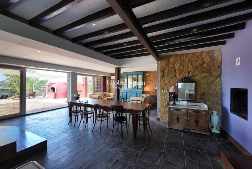 Venta - CASA -
ORIHUELA - Inland
