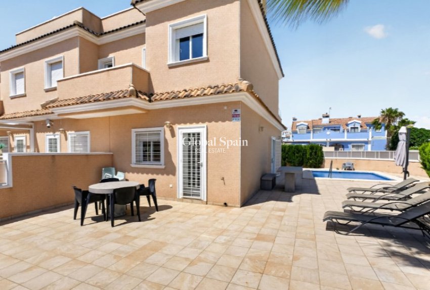 Venta - CASA -
ORIHUELA - Inland