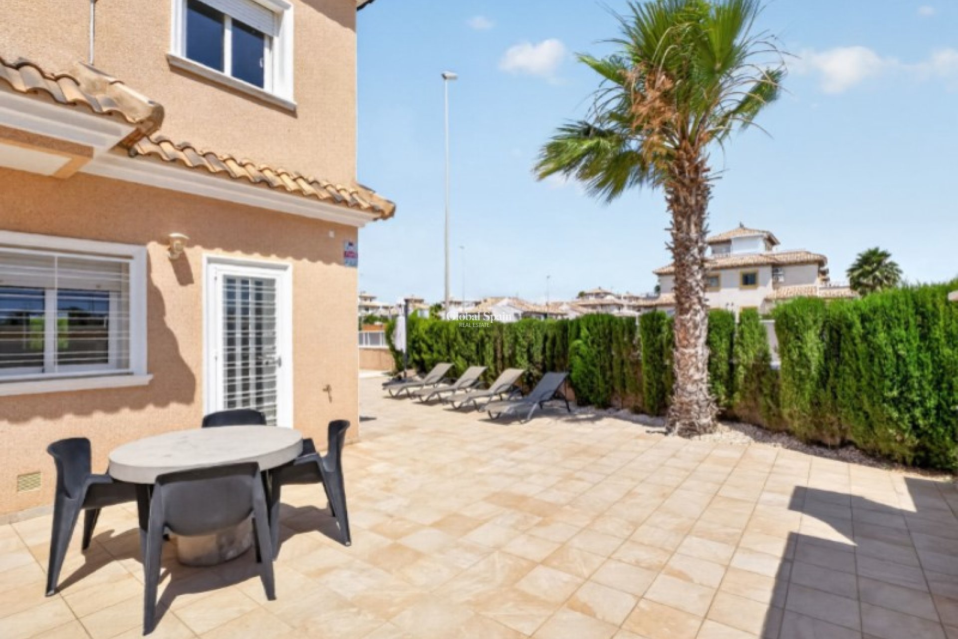 Venta - CASA -
ORIHUELA - Inland