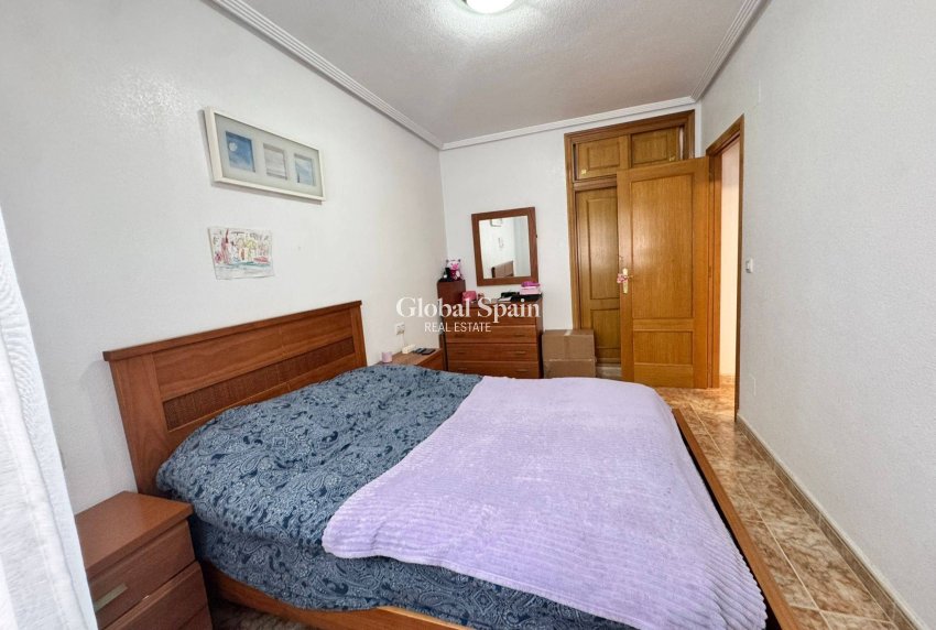 Venta - CASA -
ORIHUELA - Los Balcones Y Los Altos