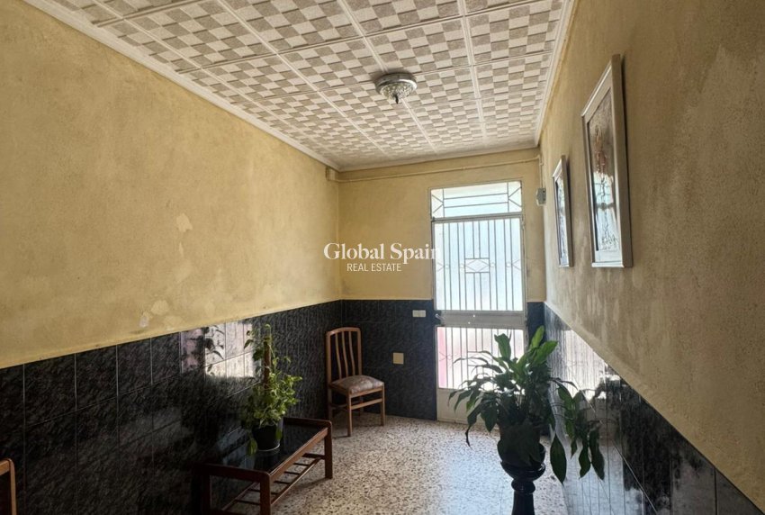 Venta - CASA -
ORIHUELA - Orihuela Ciudad