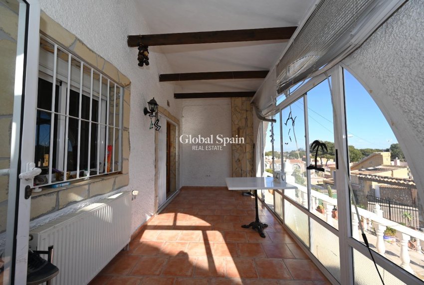 Venta - CASA -
ORIHUELA - Urbanización Perla del Mar