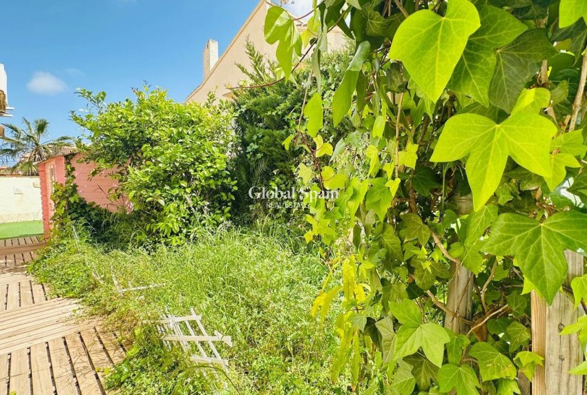 Venta - CASA -
ORIHUELA - Urbanización Perla del Mar