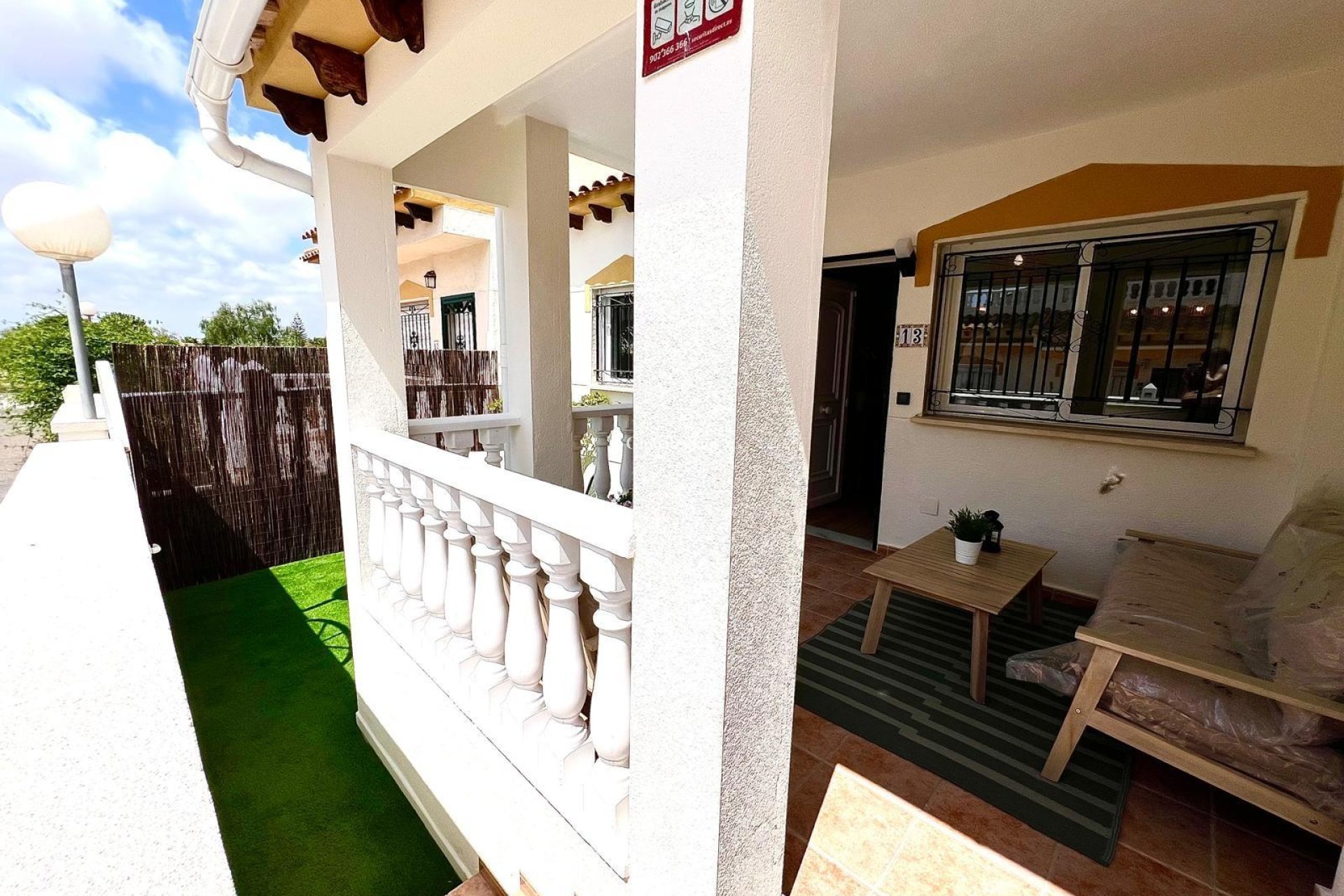 Venta - CASA -
ORIHUELA - Urbanización Perla del Mar