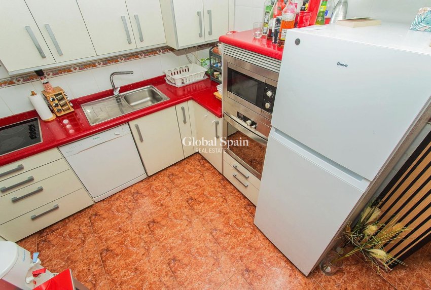 Venta - CASA -
ORIHUELA - Urbanización Perla del Mar