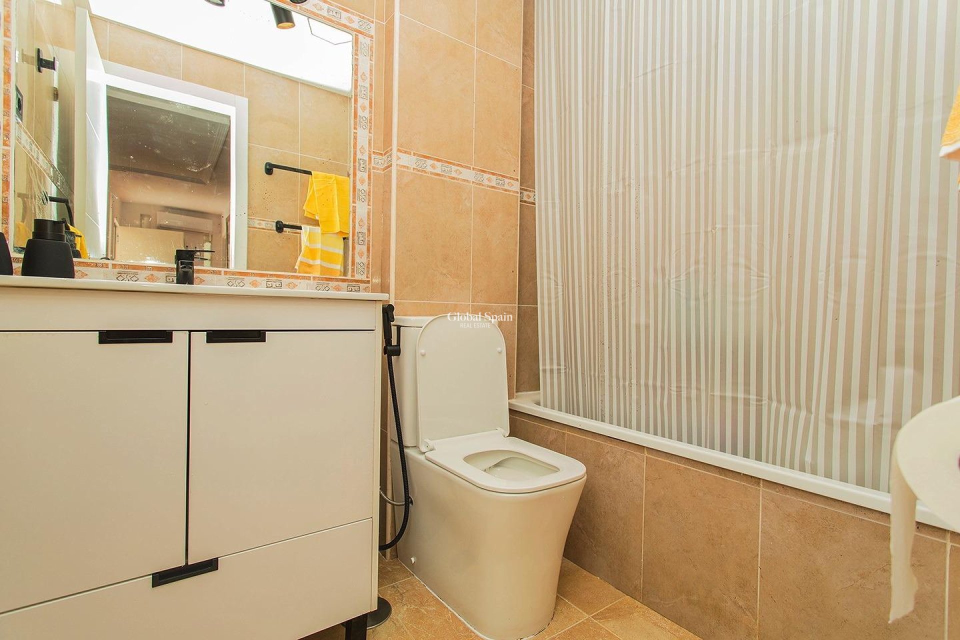 Venta - CASA -
ORIHUELA - Urbanización Perla del Mar