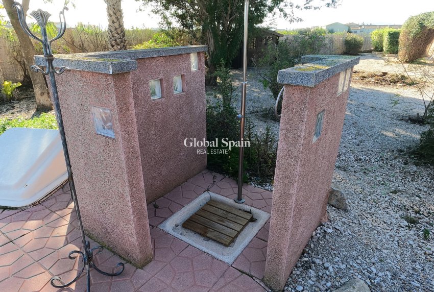 Venta - CASA -
ORIHUELA