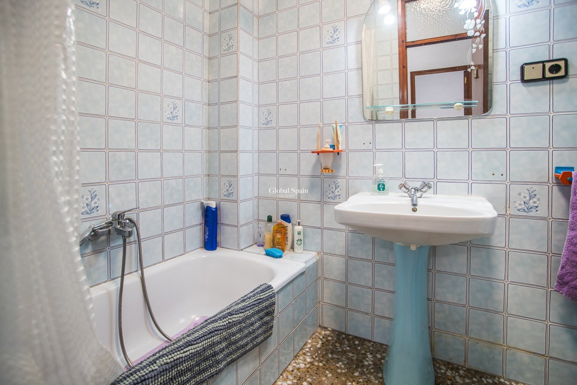 Venta - CASA -
ORIHUELA - 