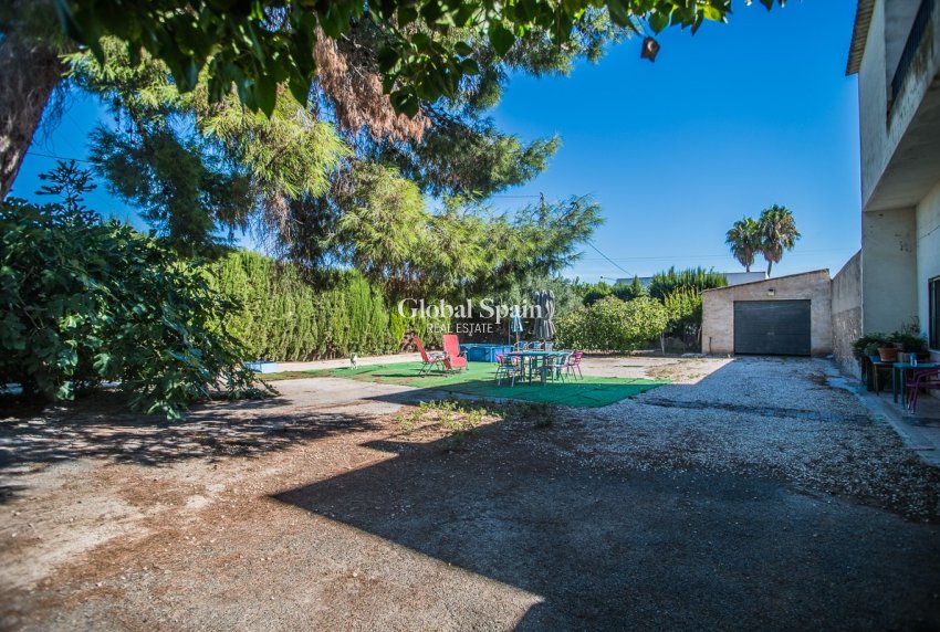 Venta - CASA -
ORIHUELA - 