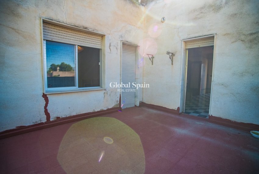Venta - CASA -
ORIHUELA - 