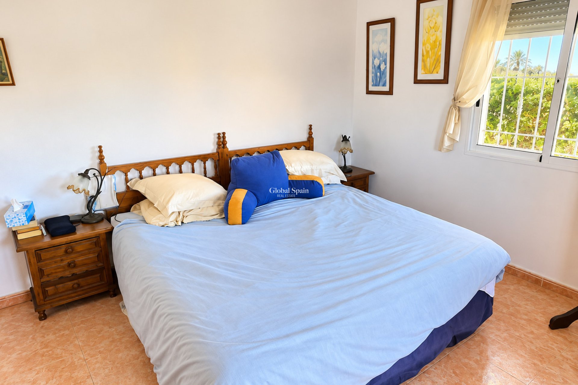Venta - CASA -
ORIHUELA