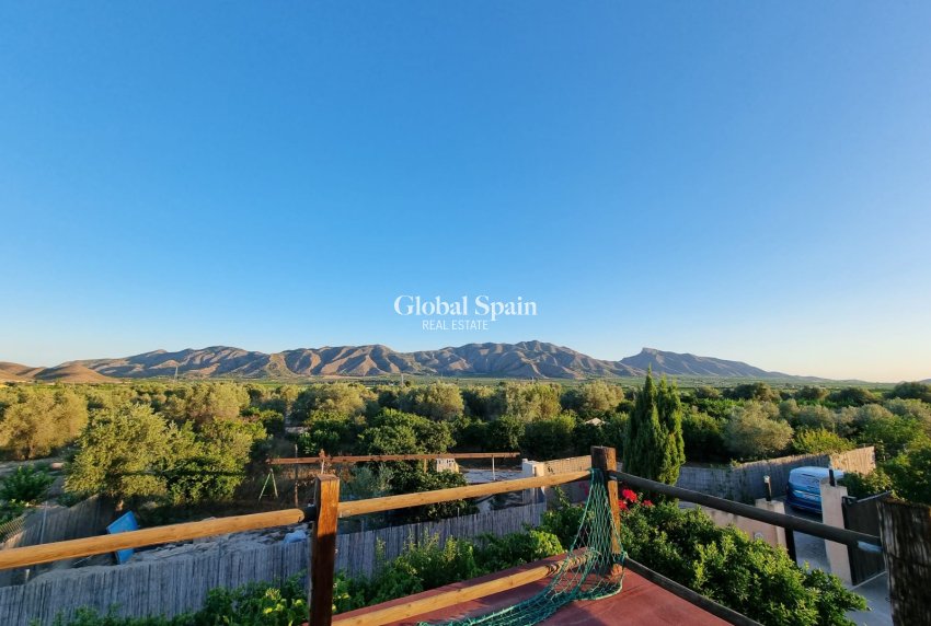 Venta - CASA -
ORIHUELA - 