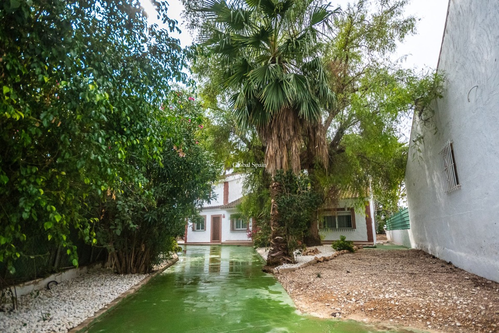 Venta - CASA -
ORIHUELA