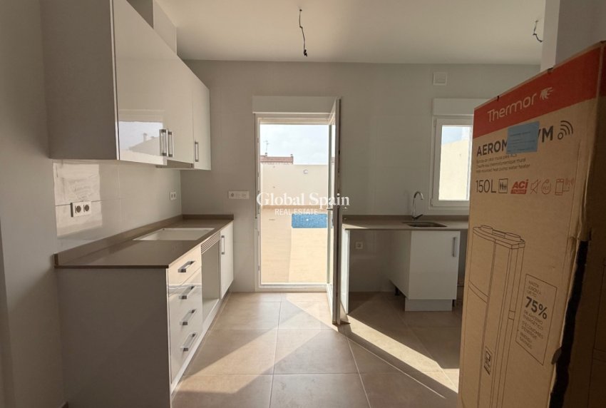 Venta - CASA -
PILAR DE LA HORADADA - Costa Blanca Sur