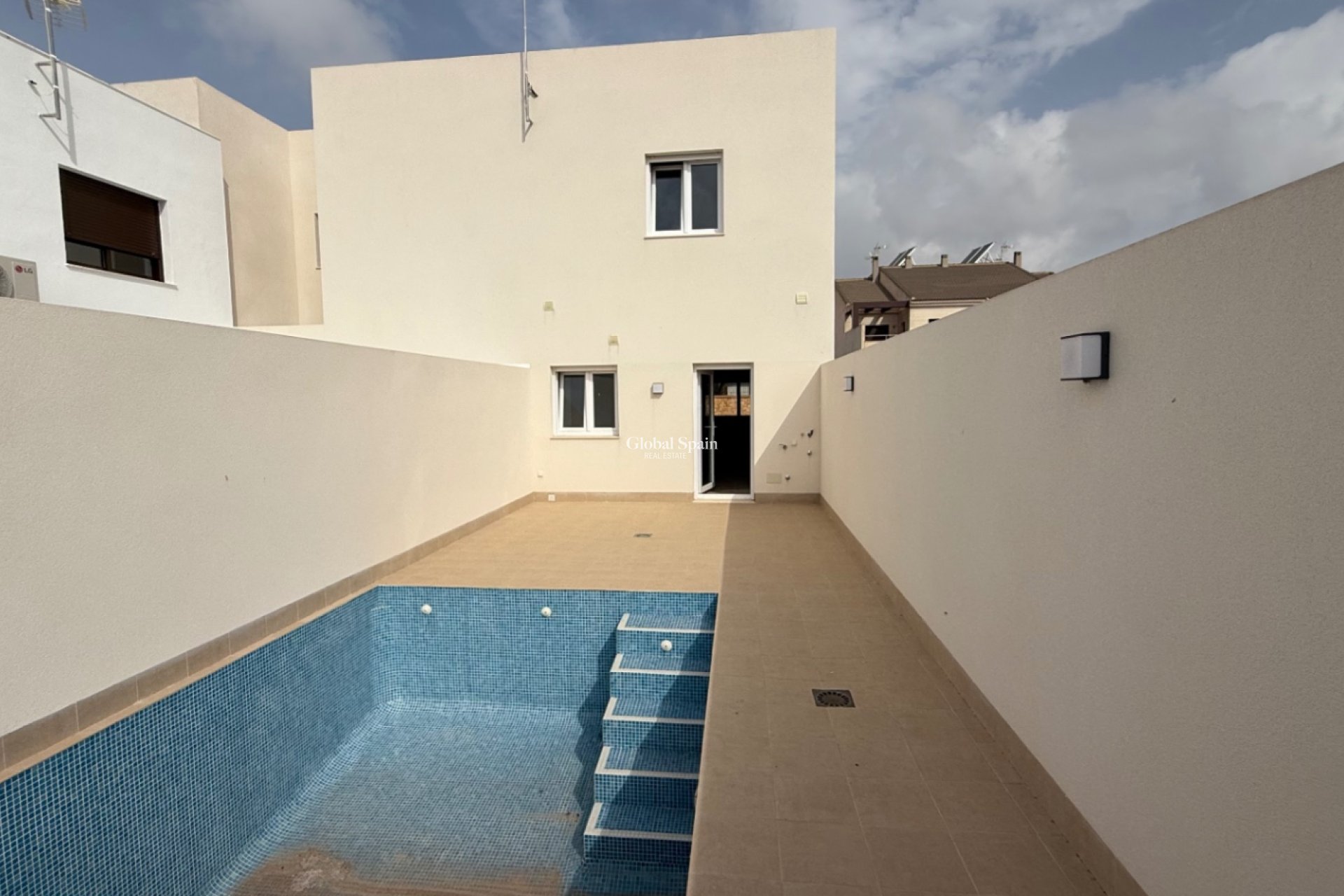 Venta - CASA -
PILAR DE LA HORADADA - Costa Blanca Sur