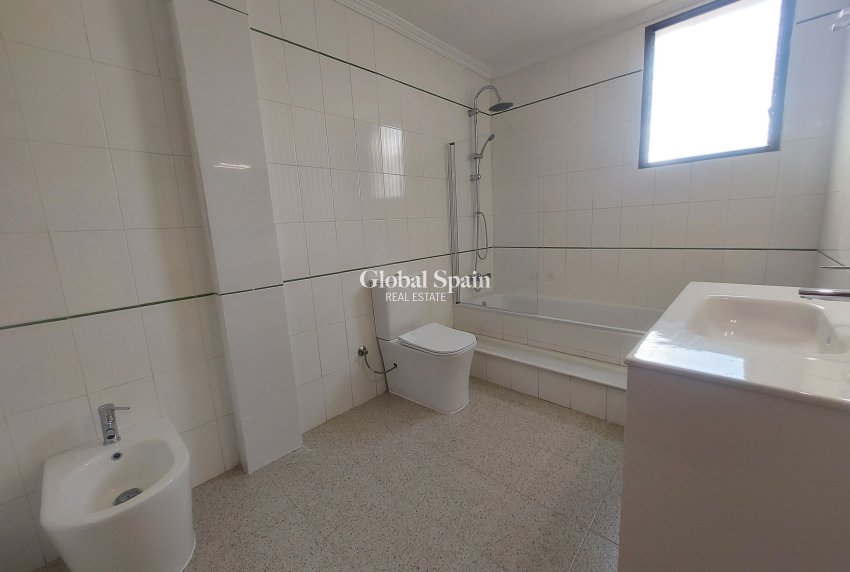 Venta - CASA -
PILAR DE LA HORADADA - Costa Blanca