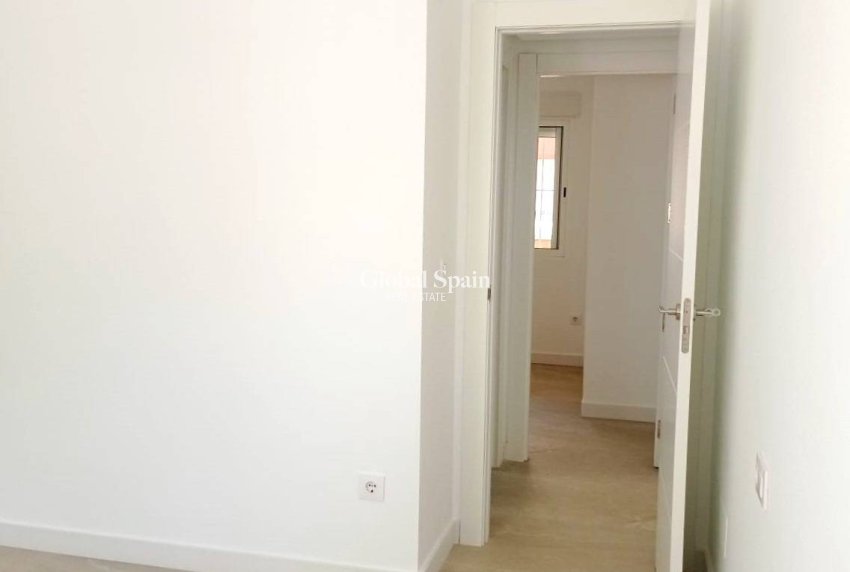 Venta - CASA -
PILAR DE LA HORADADA - Pilar de la Horadada