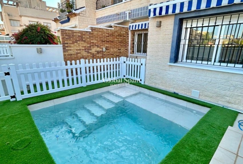 Venta - CASA -
PILAR DE LA HORADADA - Playa de las Higuericas