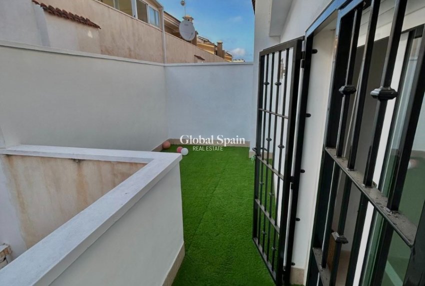 Venta - CASA -
PILAR DE LA HORADADA - Playa de las Higuericas