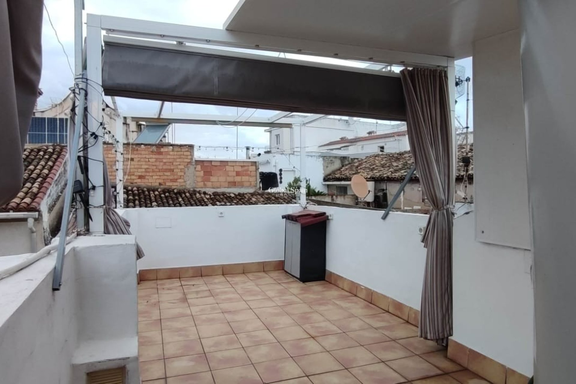 Venta - Casa -
Piles - Pueblo